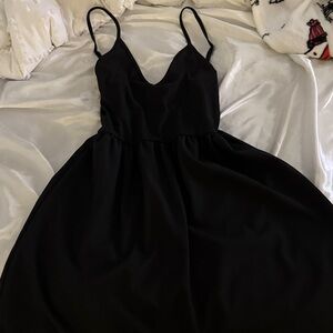 Elegant Black Sleeveless Dress